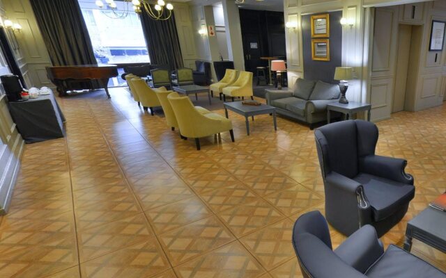 Coach House Hotel & Spa