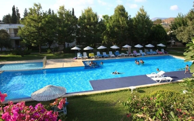 Important Group Ryan Residence