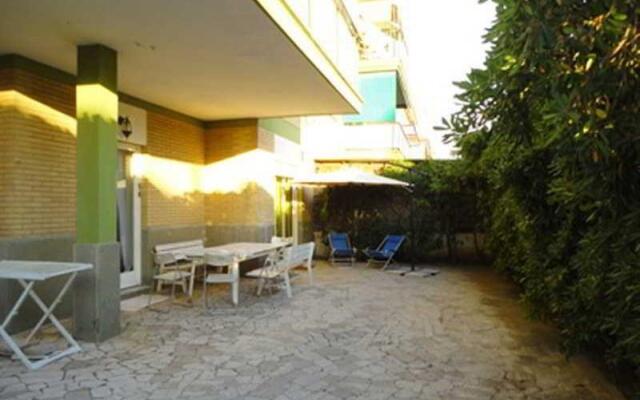 Sahara Apt Torvajanica Rome Beach