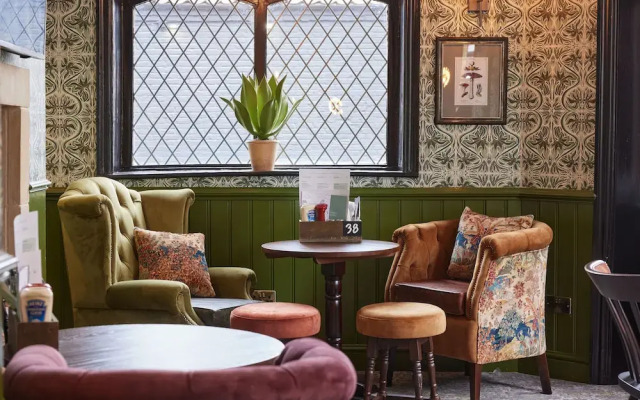 Kings Head Hotel