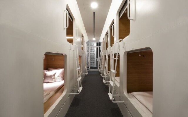KINI Luxury Capsule