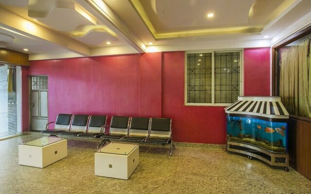 OYO 25121 Bns Lodge