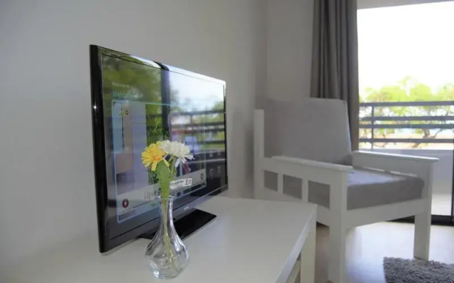 Apartamentos Turisticos Vitoria by Petit Hotels