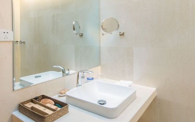 Anji Valley House Hotel