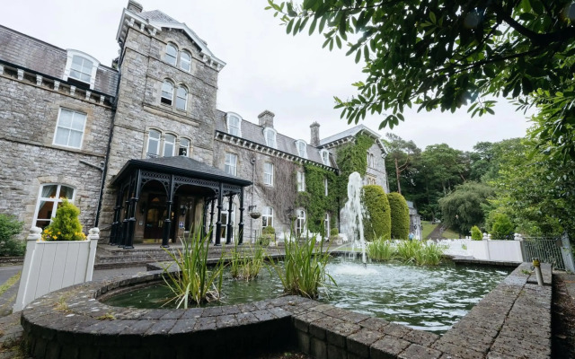 Grange Hotel