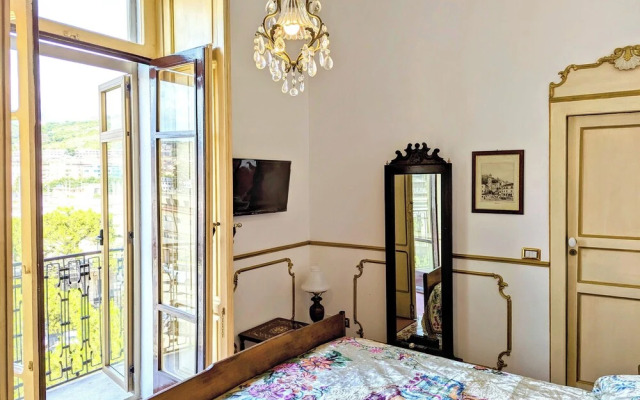 B&B Salerno Royal Suite Central Station