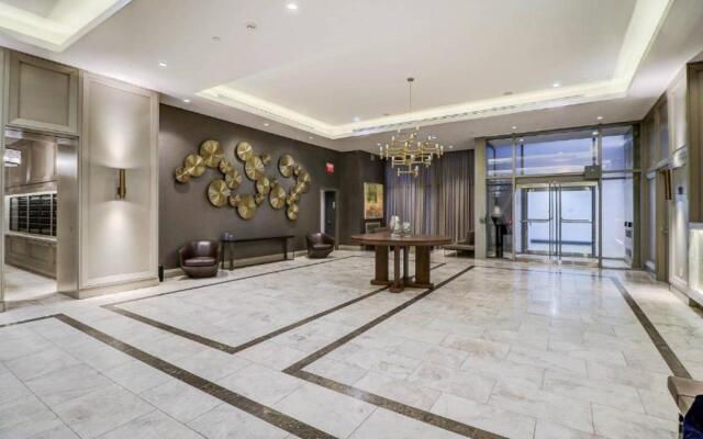 Instant Suites - Stunning Designer Studio in Yorkville
