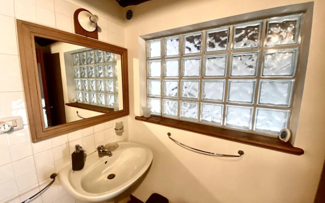 Impeccable 1-bed Studio in Napoli