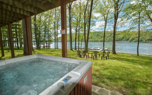 Over the Rainbow 4 Bedroom House