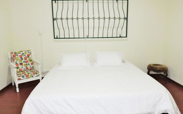 Golden Frog Mountain Hostel