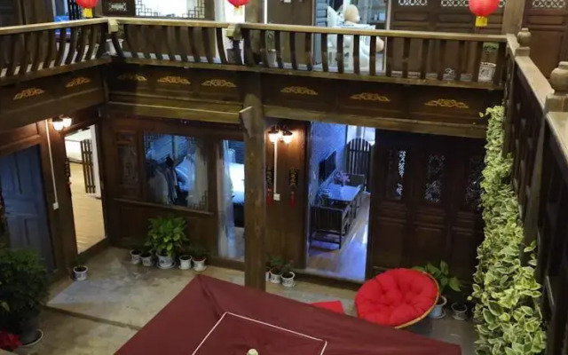 Lijiang Liujin Suiyue Inn