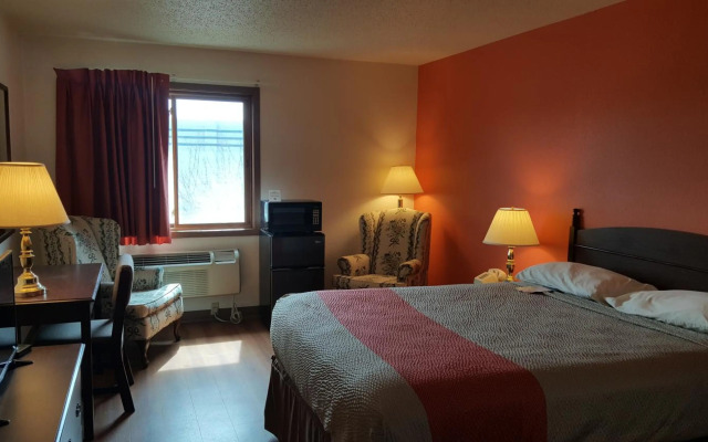 Super 8 Saukville Milwaukee