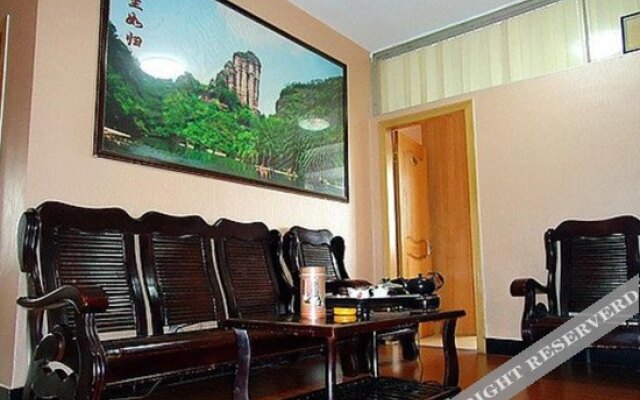Wuyi Mountain Furong Hostel