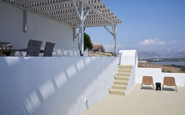 Naxian Utopia Luxury Villas & Suites