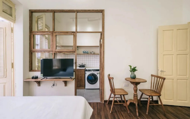 UNIQUE Creative Apartment w ROOFTOP Garden