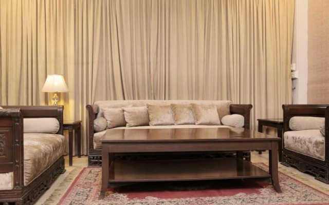 Shelton Hotel Lahore