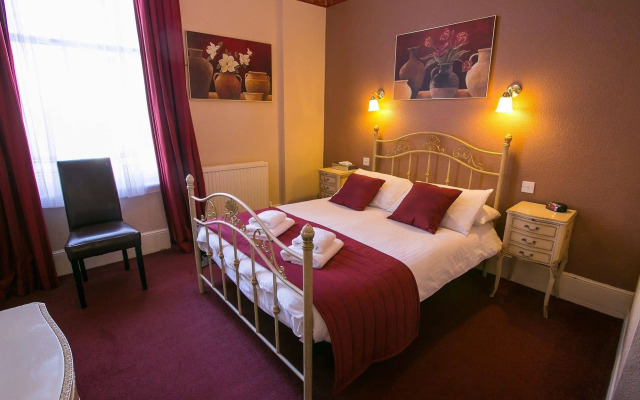 The Sherwood - Guest House