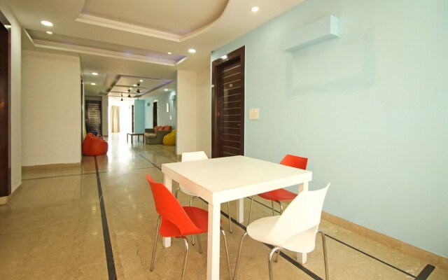 OYO Flagship 184 Spice Mall