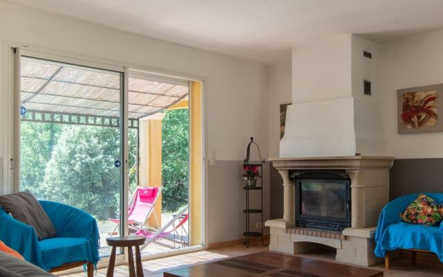 Secluded Villa in Lorgues With Private Pool