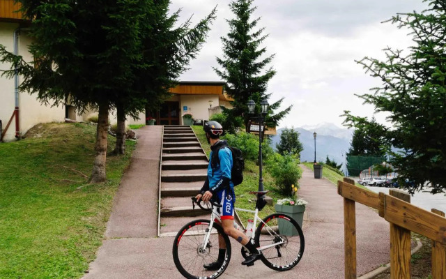 Résidence Routes du Monde ATC Saint-François-Longchamp