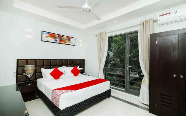 Capital O 358 Viveka Hotel
