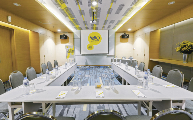 YELLO Hotel Paskal Bandung