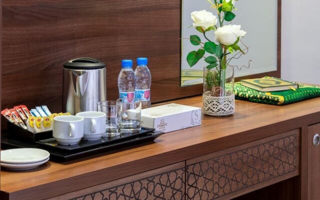 Snood Remaz Hotel