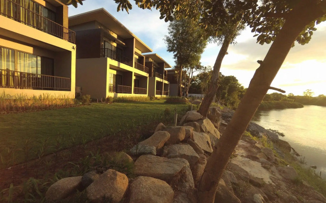 Riverawan Hotel (SHA Plus+)