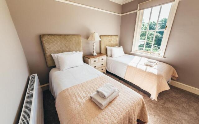 Birchover Bridgford Hall