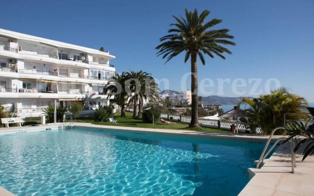 Acapulco playa Nerja 407 planta superior