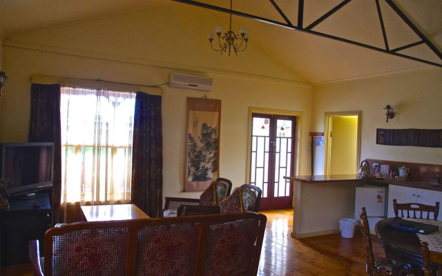 Codrington Gardens Bed & Breakfast