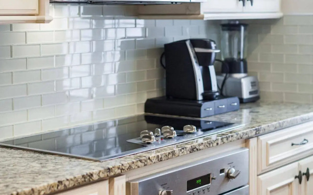 The Quarters on King