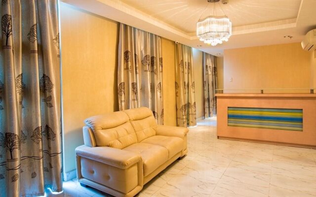 Mismo Airport Hotel