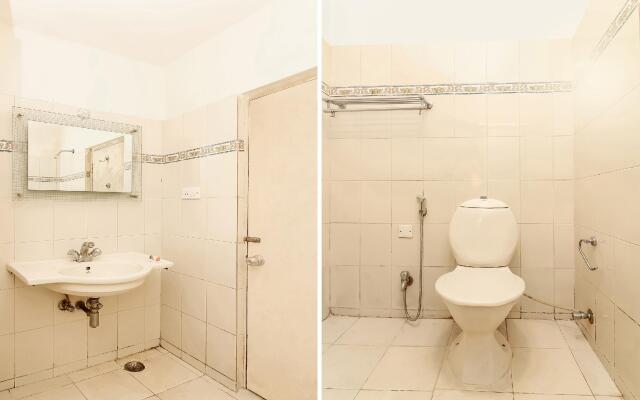 Collection O 9386 Hotel Happy Stay