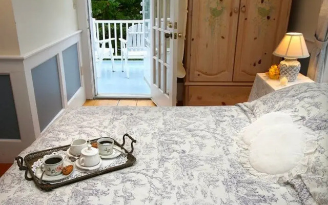 Youngtown Inn & Restaurant