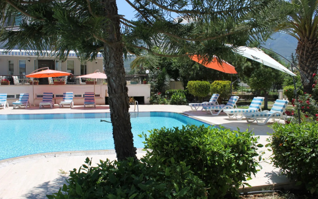 The Prince Inn Hotel & Villas