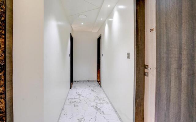 Fabhotel Poona Royal