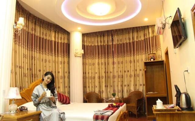 Kayah Golden Hill Hotel