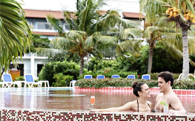 Sanctuary At Grand Memories Santa Maria - All Inc