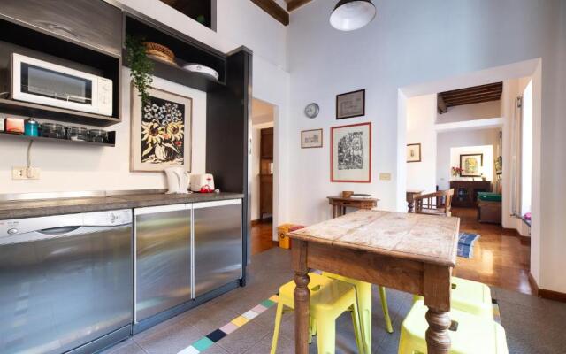 Navona Theatre Apartment near Piazza Navona