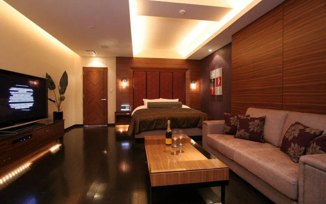 HOTEL W - Adults Only