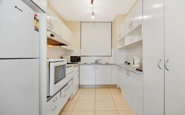 Shandelle Apartments