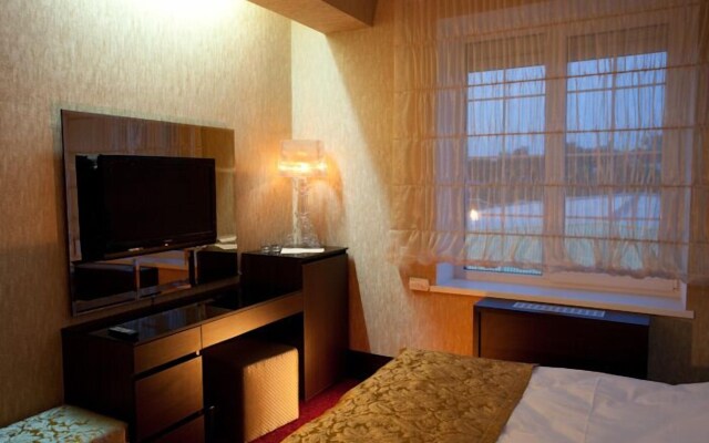 Maxim Pasha Hotel