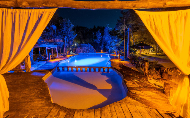 Jolie Jungle Eco Hotel