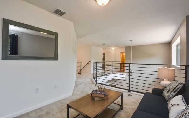 2636TW- Veranda Palms