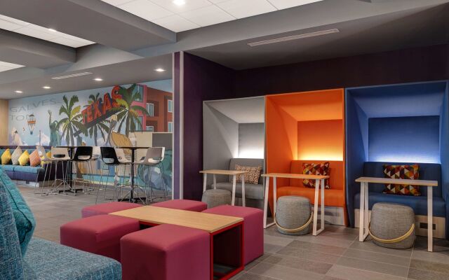 TRU BY Hilton Galveston