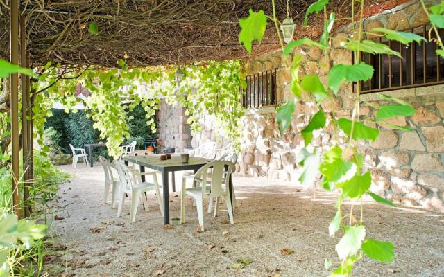 Rural apartment in Galapagar with bubble bath