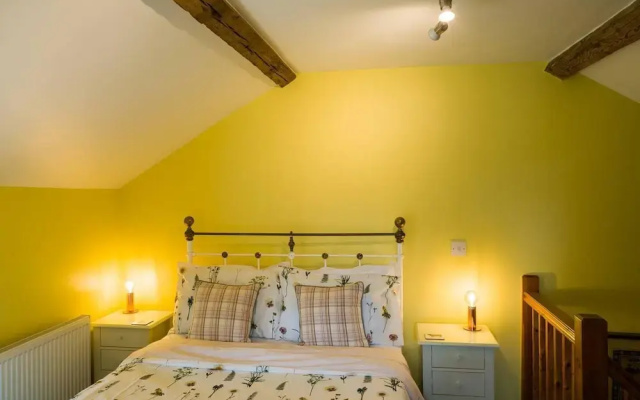 Sunshine Annex-double Bed,ensuite, Lounge, Kitchen