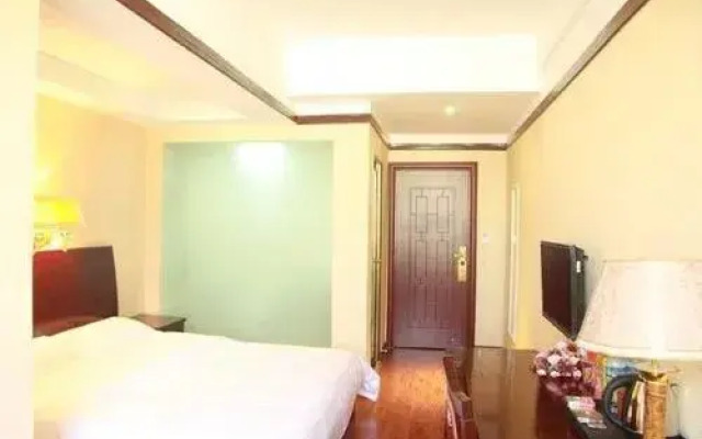 Mile Sea View Villa Hotel