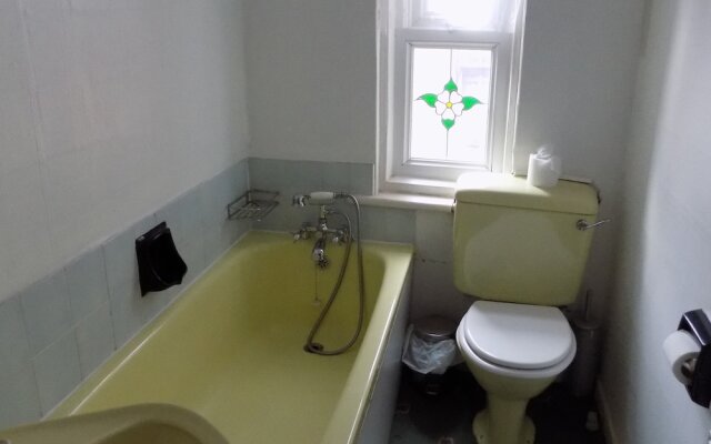 The New Osterley Hotel